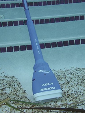 Water Tech Pool Blaster Aqua Broom Spa Cleaner Battery Vacuum w/ Telescopic Pole