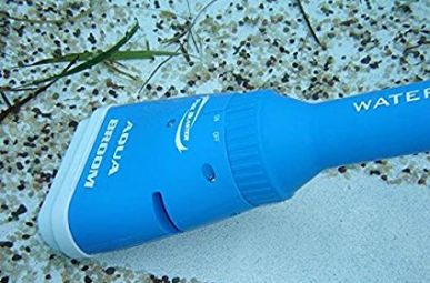 Water Tech Pool Blaster Aqua Broom Spa Cleaner Battery Vacuum w/ Telescopic Pole